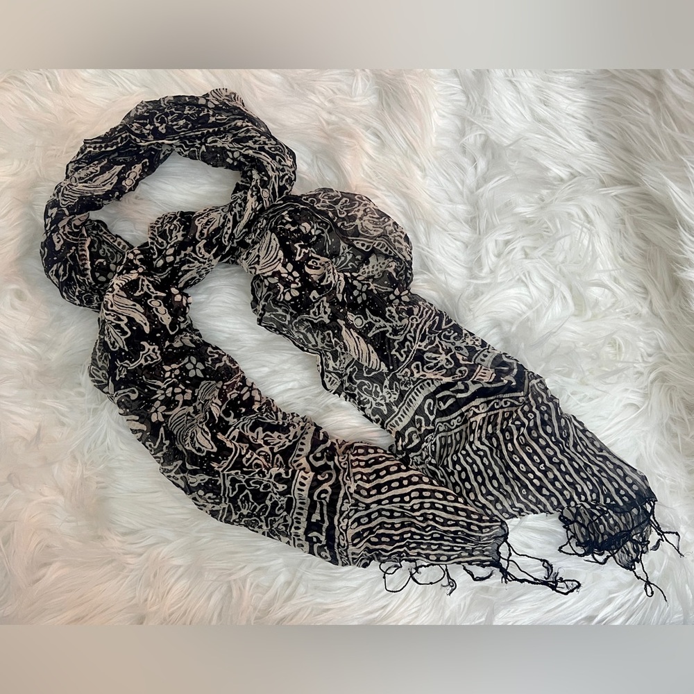 Bali Buyers Pure Silk Hand-Batiked Long Fringed Black & Ivory Scarf! Lovely!